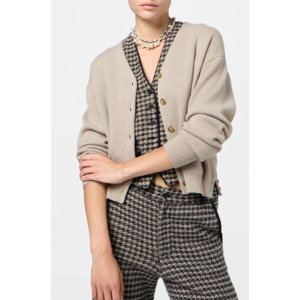 NEW GUEST IN RESIDENCE collegiate cardigan in taupe